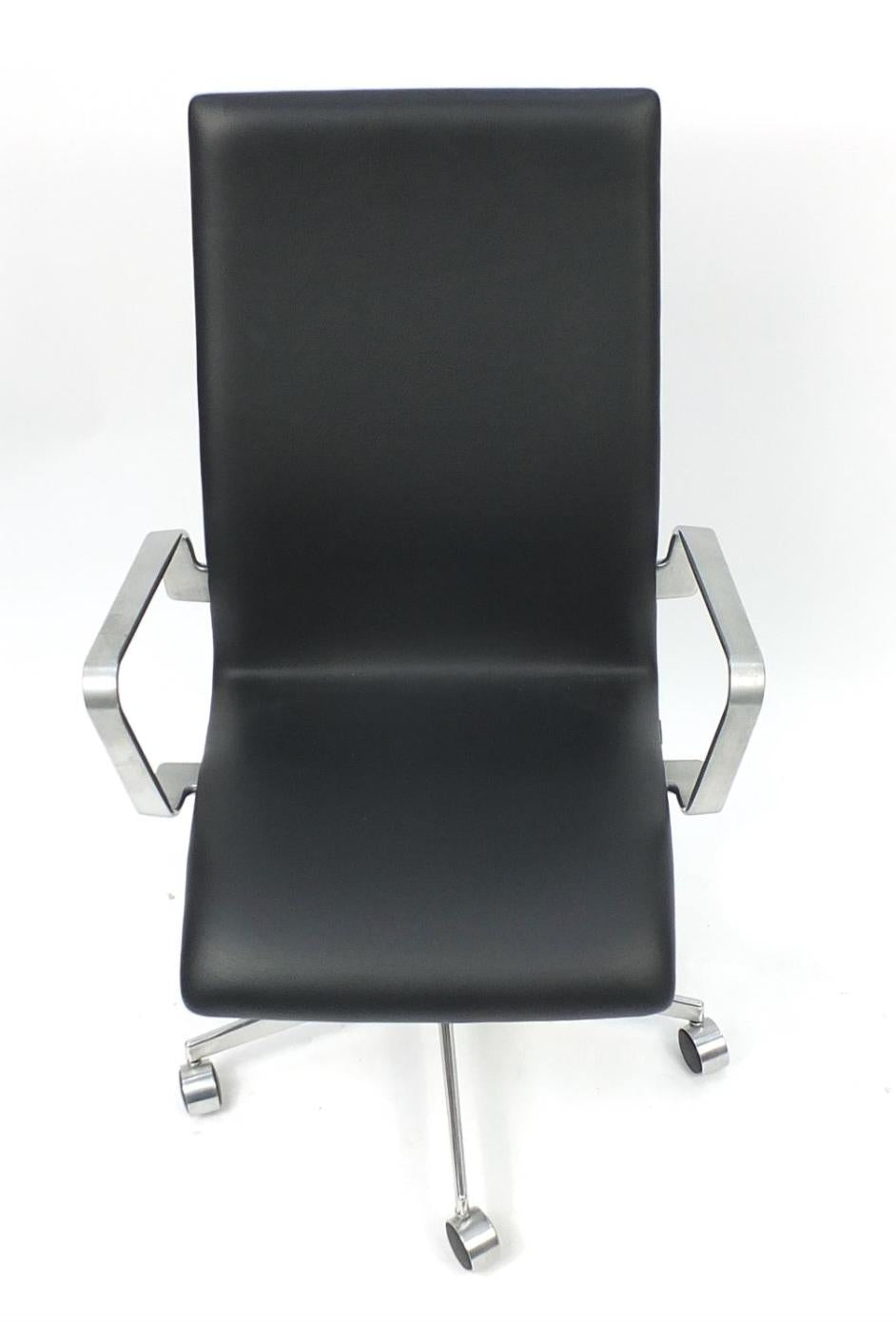 Set of 4 pre-owned Oxford Chairs - Arne Jacobsen 3273C