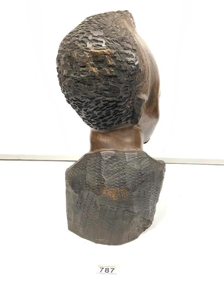 African carved bust
