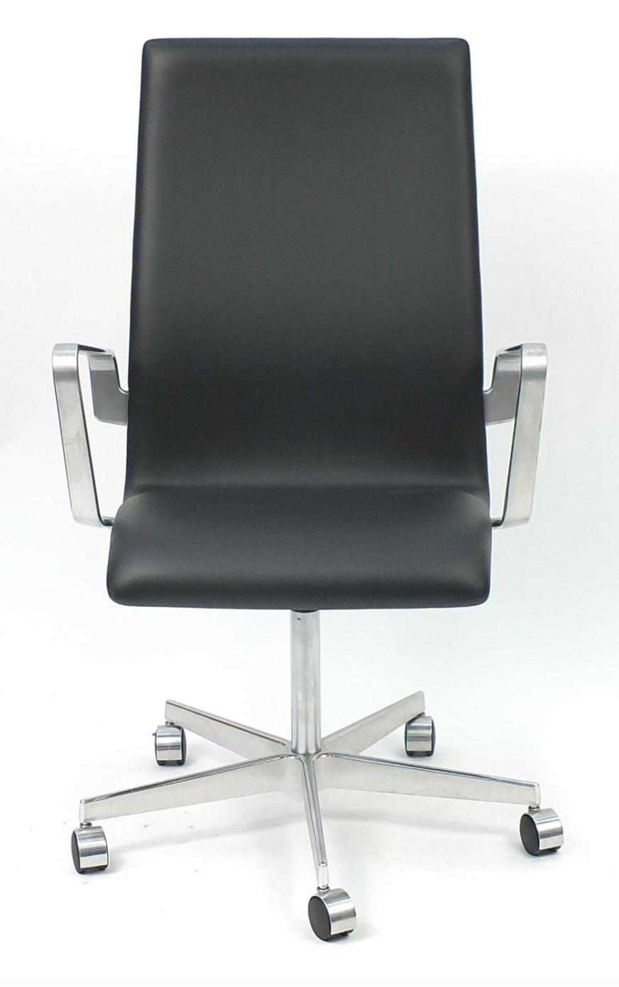 Set of 4 pre-owned Oxford Chairs - Arne Jacobsen 3273C